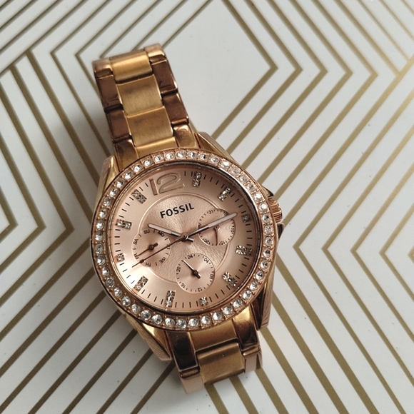 Fossil Riley Multifunction Rose Gold Tone Stainless Steel Watch - Picture 11 of 16
